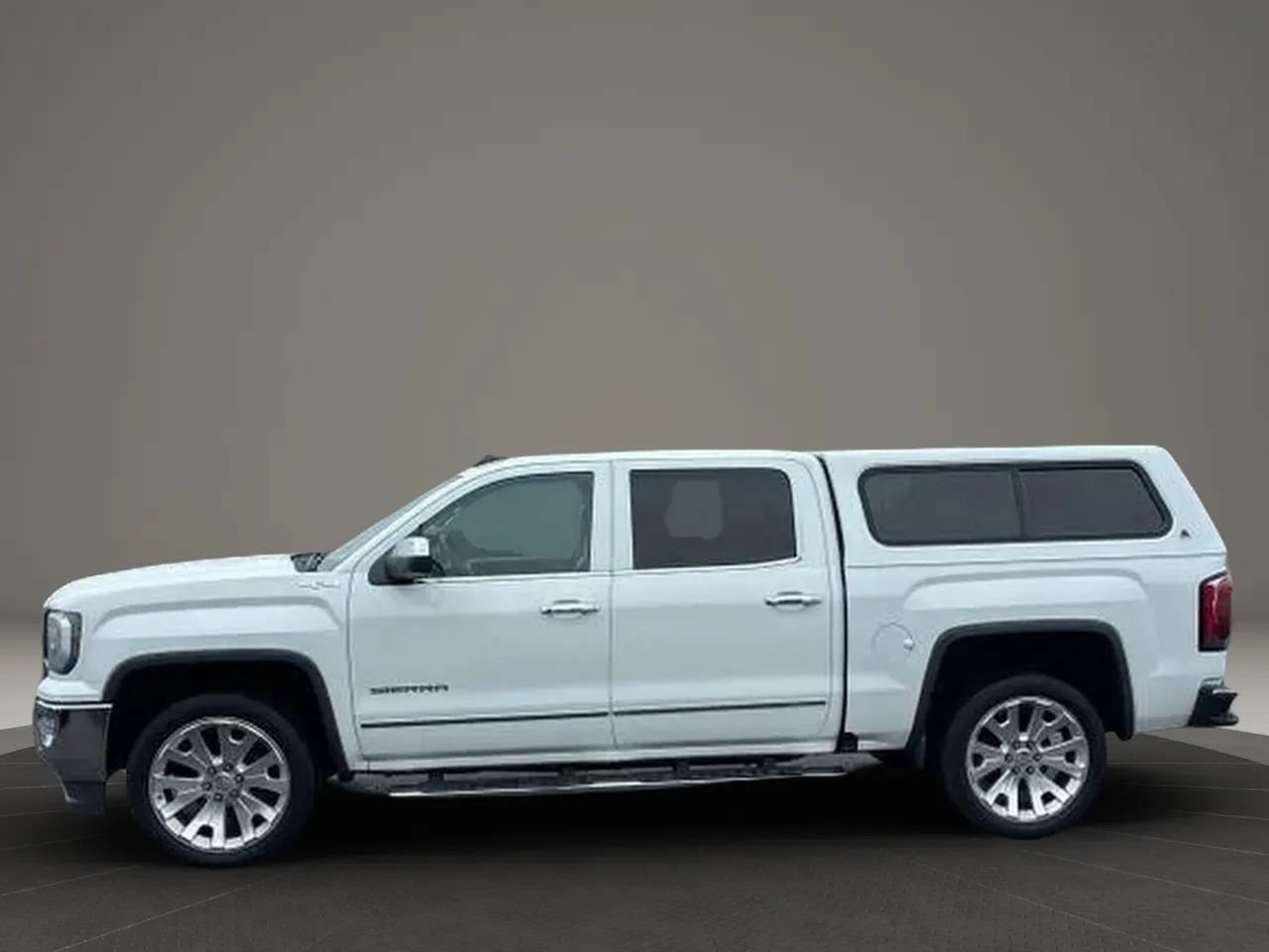 Used 2016 GMC Sierra 1500 SLT w/ Enhanced Driver Alert Package AWD/4WD image 6