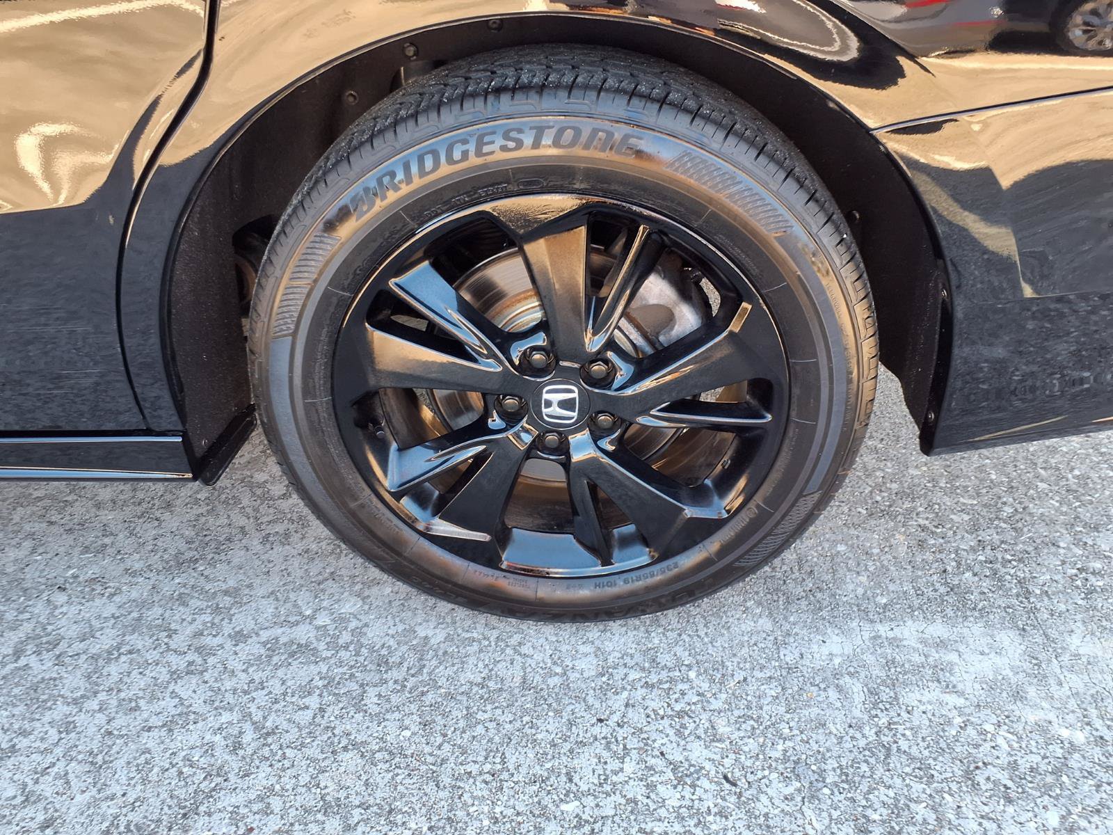 Certified 2024 Honda Odyssey Sport image 27