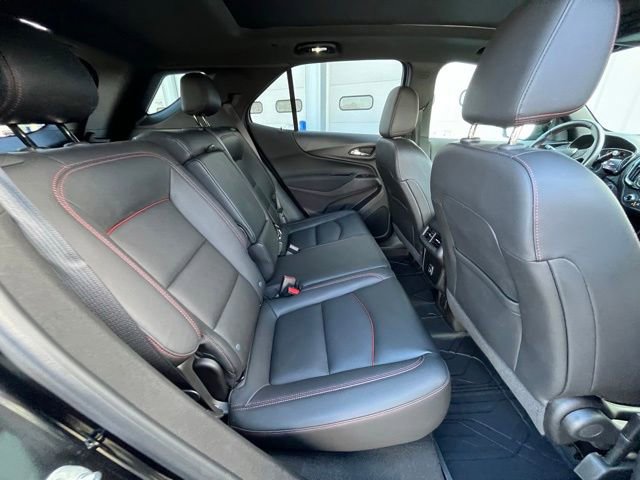 Used 2022 Chevrolet Equinox RS w/ RS Leather Package image 15