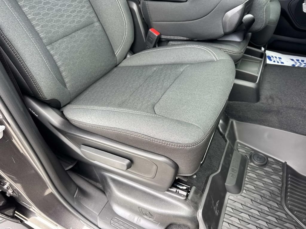 New 2026 RAM 1500 Warlock AWD/4WD image 25