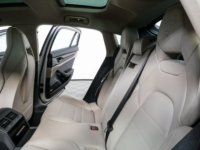 New 2026 Porsche Panamera image 17