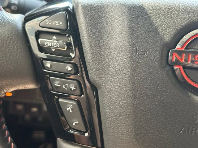 Used 2025 Nissan Frontier PRO-4X w/ Pro Convenience Package AWD/4WD image 17