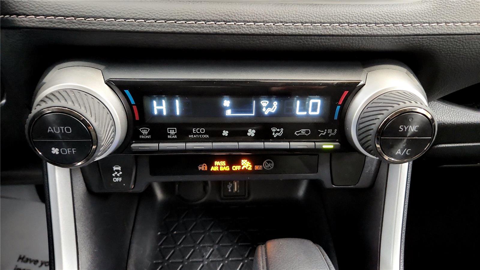 Certified 2025 Toyota RAV4 XLE image 27