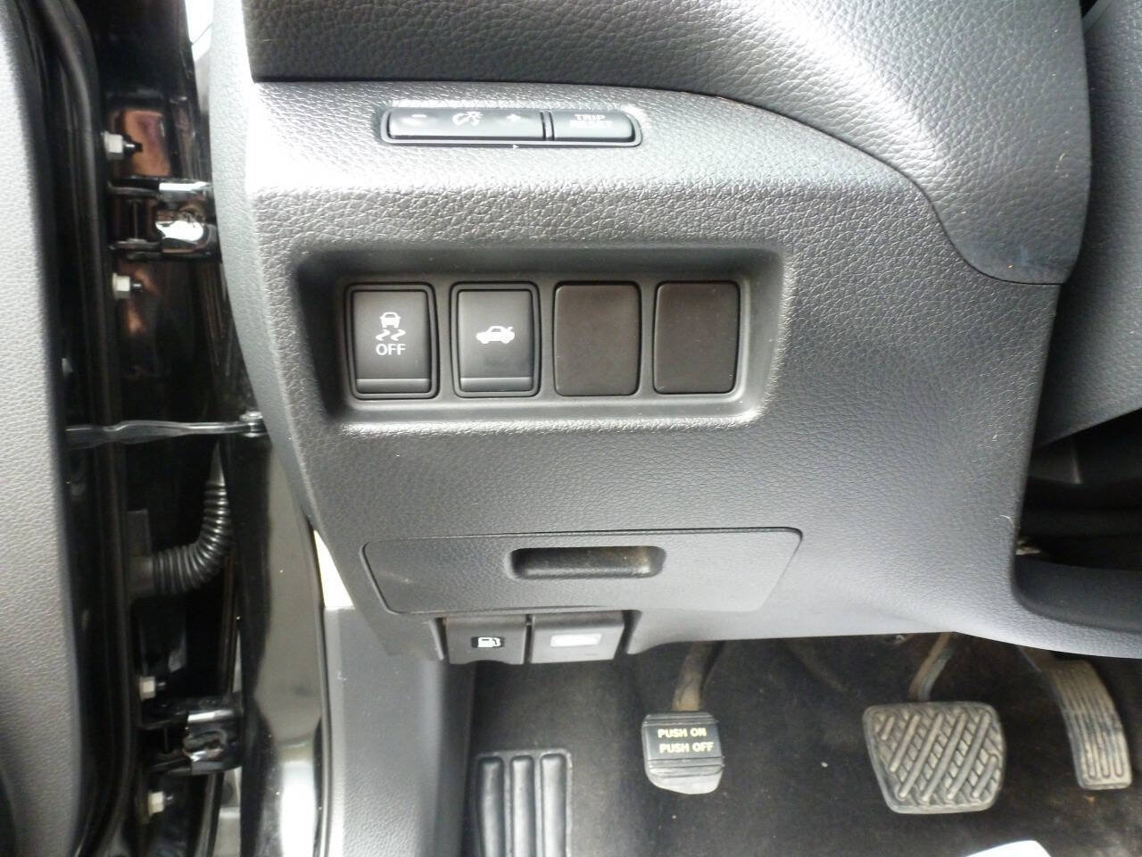 Used 2013 Nissan Altima 2.5 FWD image 16
