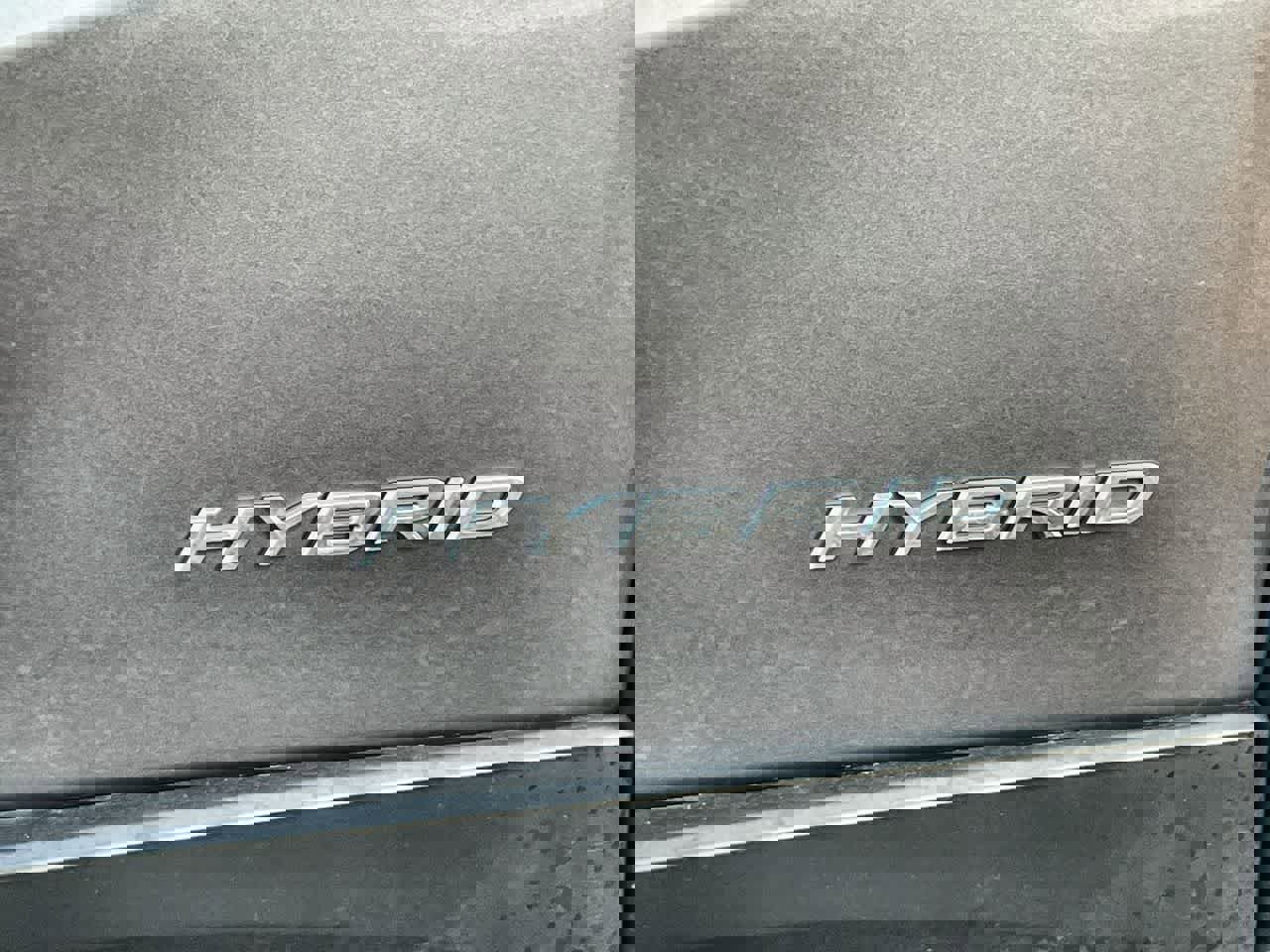 Used 2020 Lexus UX 250h w/ Premium Package image 40