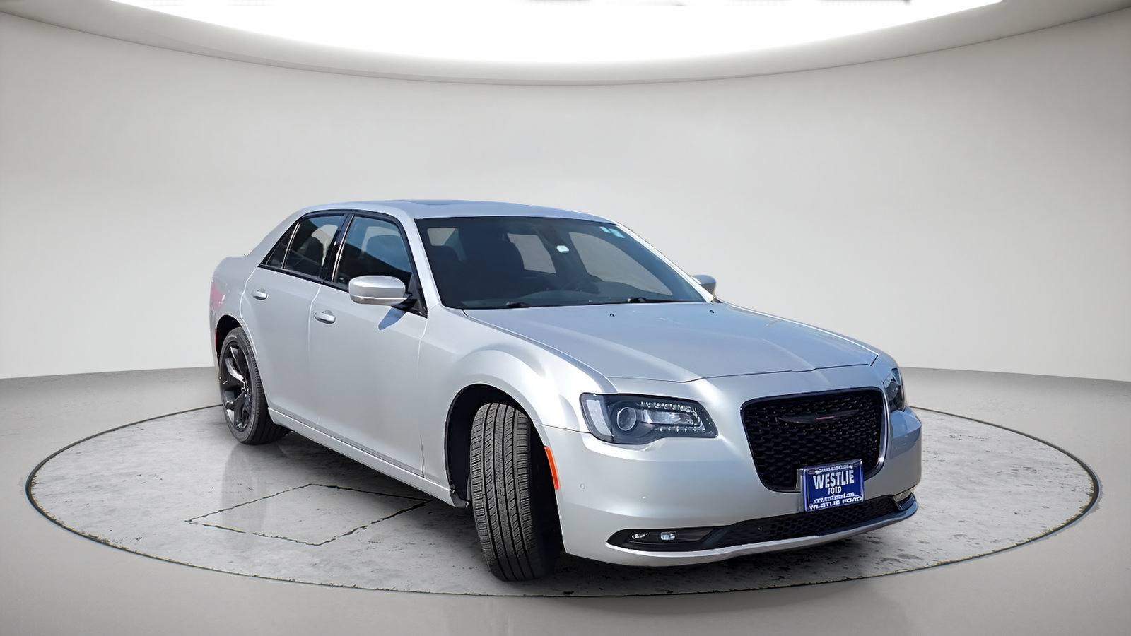 Used 2022 Chrysler 300 S RWD image 3