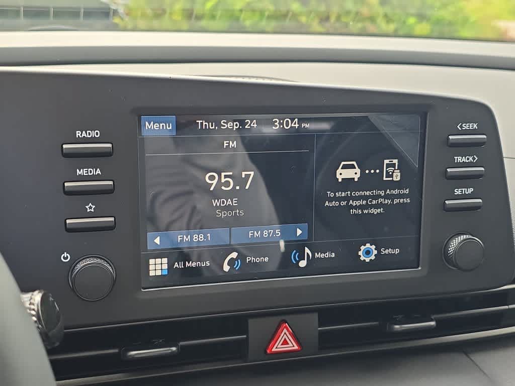New 2026 Hyundai Elantra SEL Sport FWD image 30