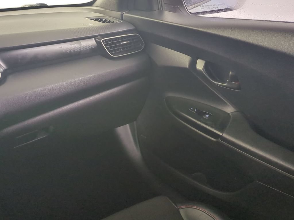 Used 2020 Hyundai Veloster 2.0 Premium FWD image 18