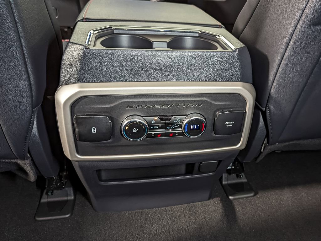 Used 2023 Ford Expedition Max Limited image 45