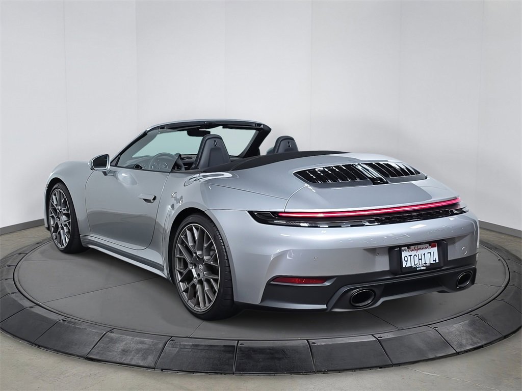 Certified 2025 Porsche 911 Carrera image 3