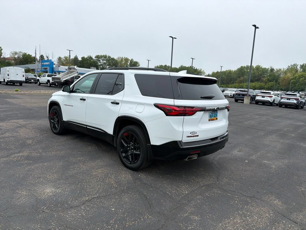 Used 2022 Chevrolet Traverse Premier w/ Redline Edition AWD/4WD image 37