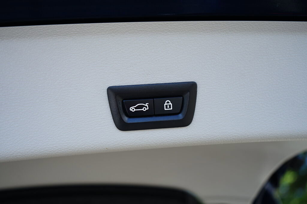 Used 2015 BMW X4 xDrive28i image 11