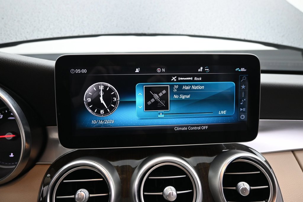 Used 2019 Mercedes-Benz C 300 Sedan image 31
