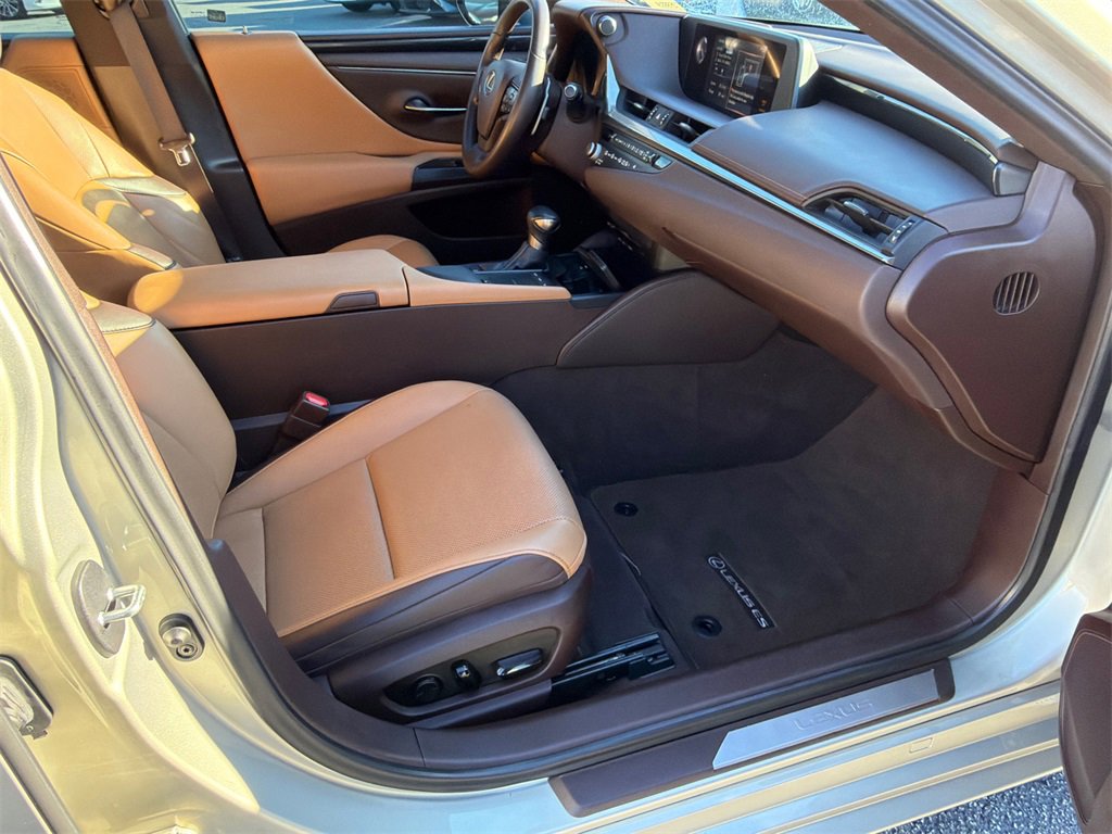 Used 2021 Lexus ES 350 w/ Accessory Package 2 image 13