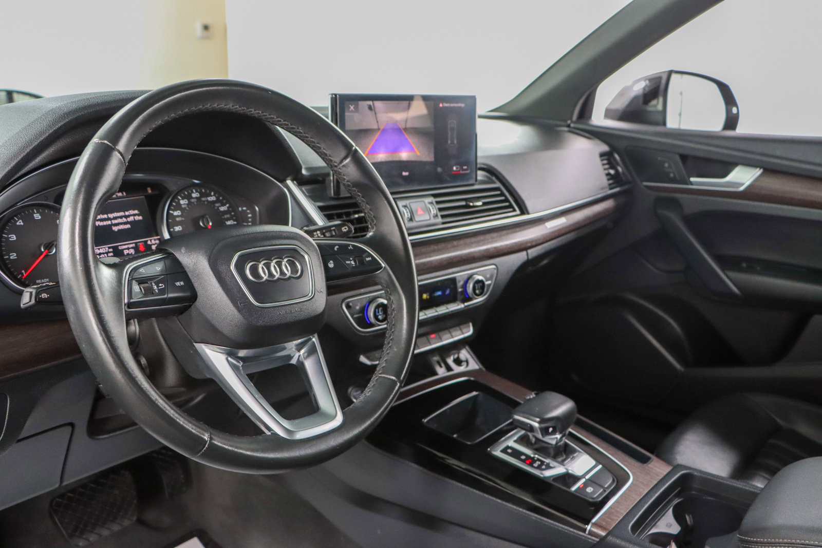 Used 2023 Audi Q5 2.0T Premium w/ Convenience Package image 22
