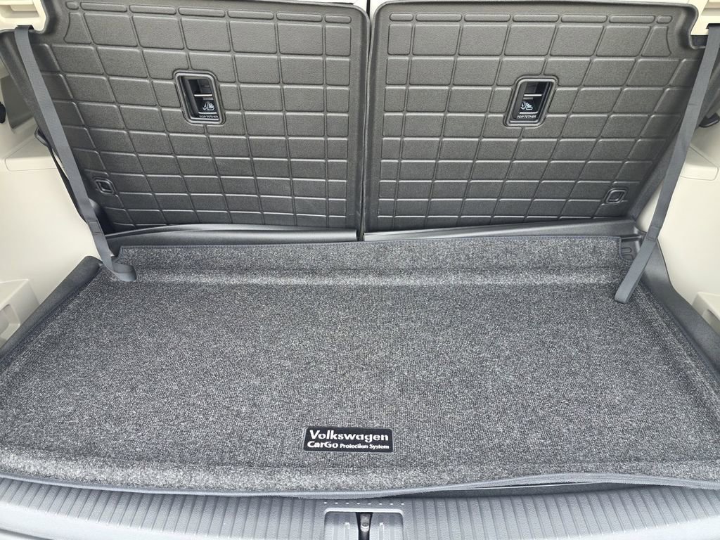 New 2026 Volkswagen Atlas SEL Premium R-Line image 24