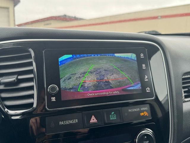 Used 2018 Mitsubishi Outlander SE image 4