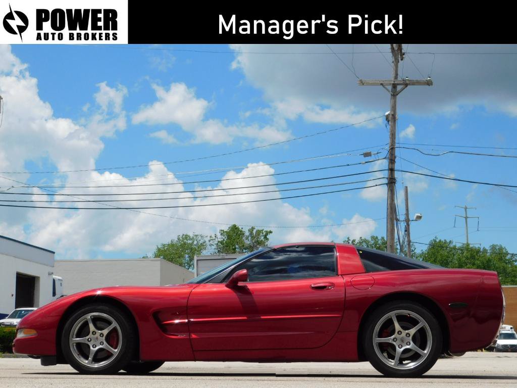 Used 2004 Chevrolet Corvette Coupe w/ Roof Package RWD image 2