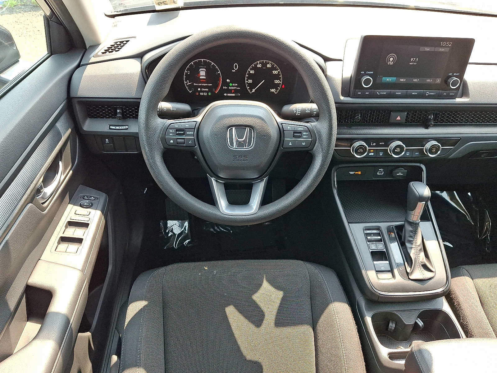 Used 2025 Honda CR-V LX image 12