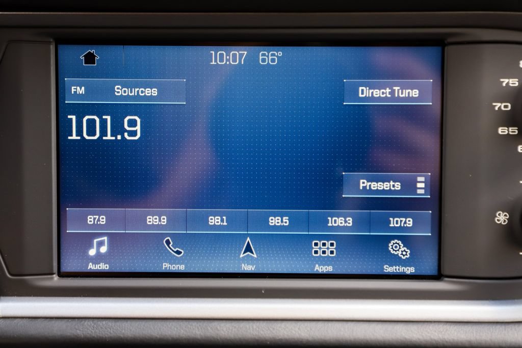 Used 2017 Ford GT RWD image 82