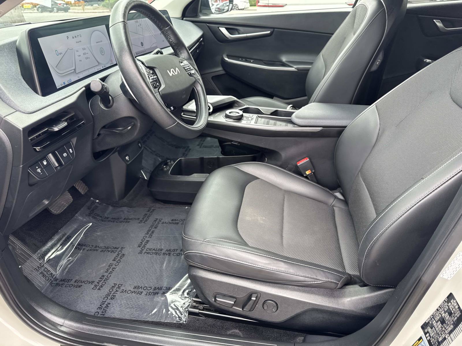 Used 2024 Kia EV6 Light AWD/4WD image 14