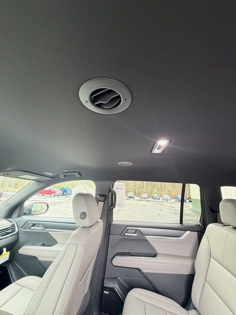 New 2026 GMC Acadia Elevation w/ Elevation Premium Package image 32