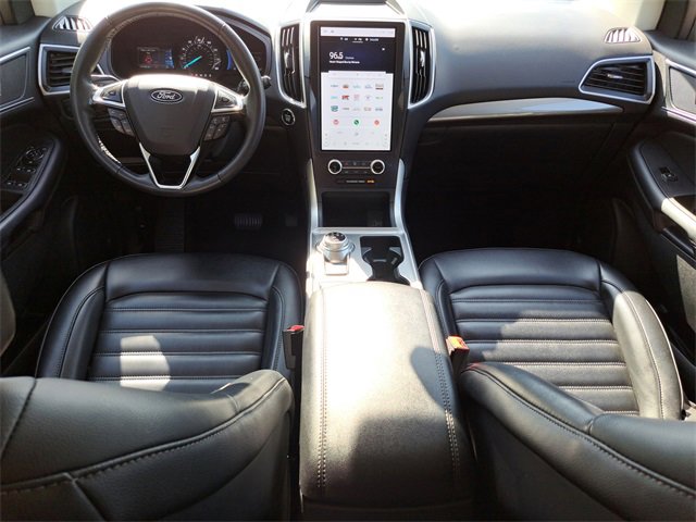 Used 2024 Ford Edge SEL image 10