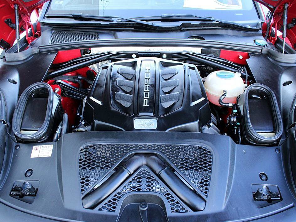 Used 2017 Porsche Macan GTS image 27