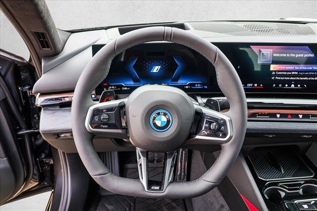 New 2026 BMW 550e xDrive image 13