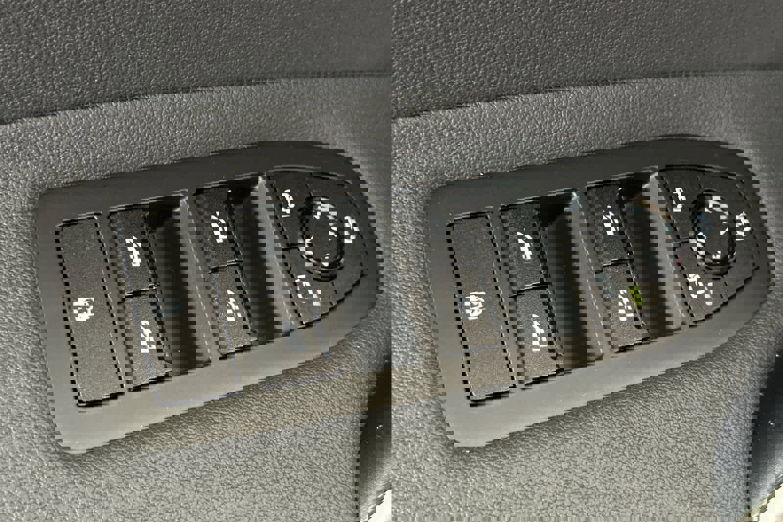 Used 2024 BMW iX xDrive50 w/ Sport Package image 13