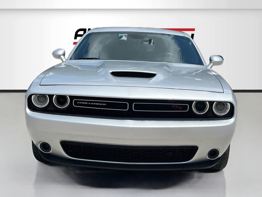 Used 2023 Dodge Challenger R/T RWD image 2