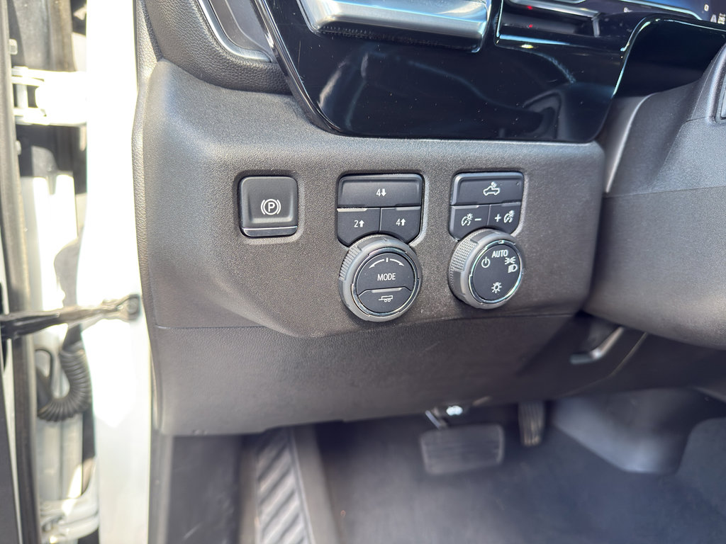 Used 2024 Chevrolet Silverado 2500 LT image 12