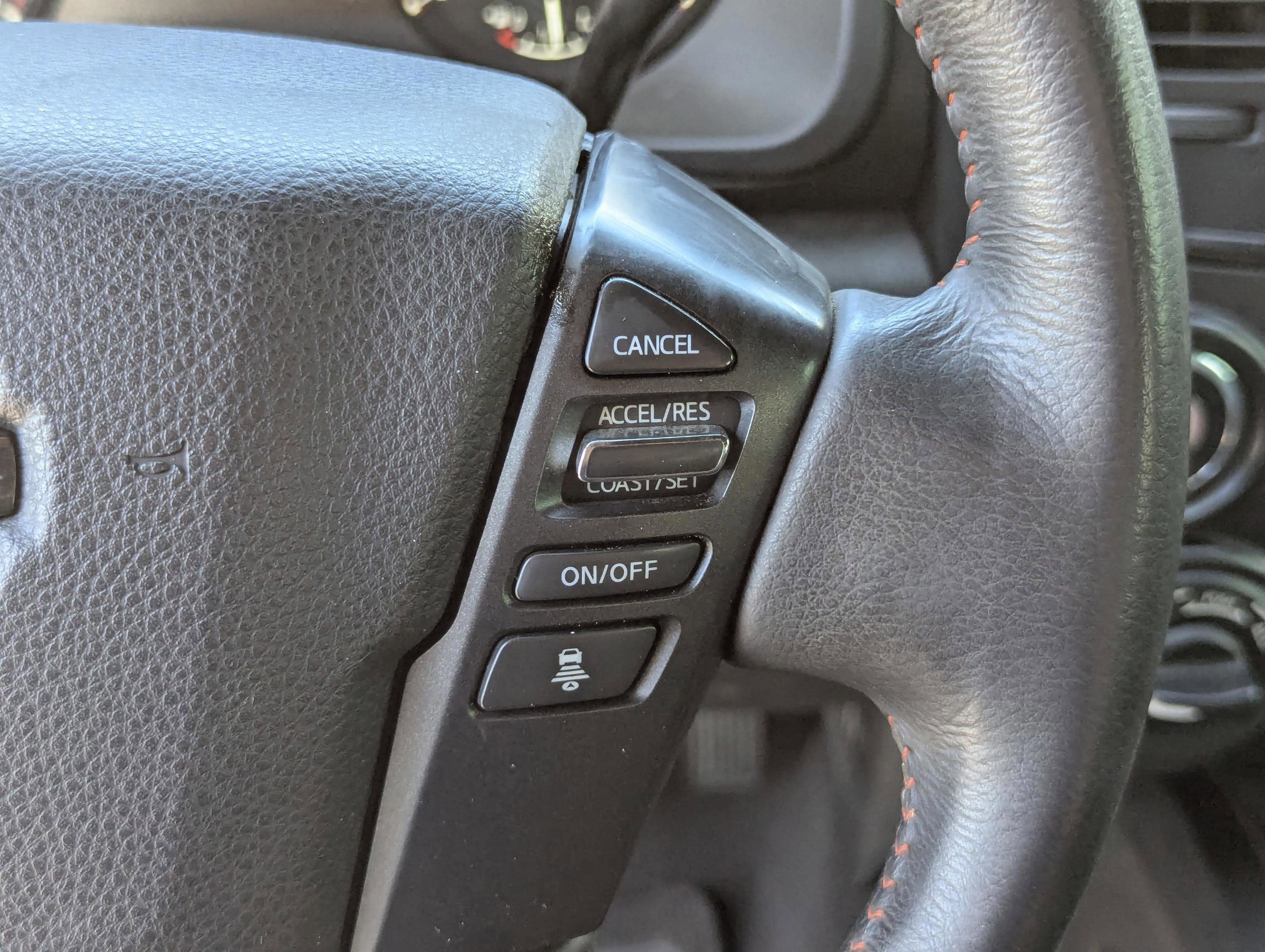 Used 2024 Nissan Titan PRO-4X w/ Pro-4x Convenience Package image 39