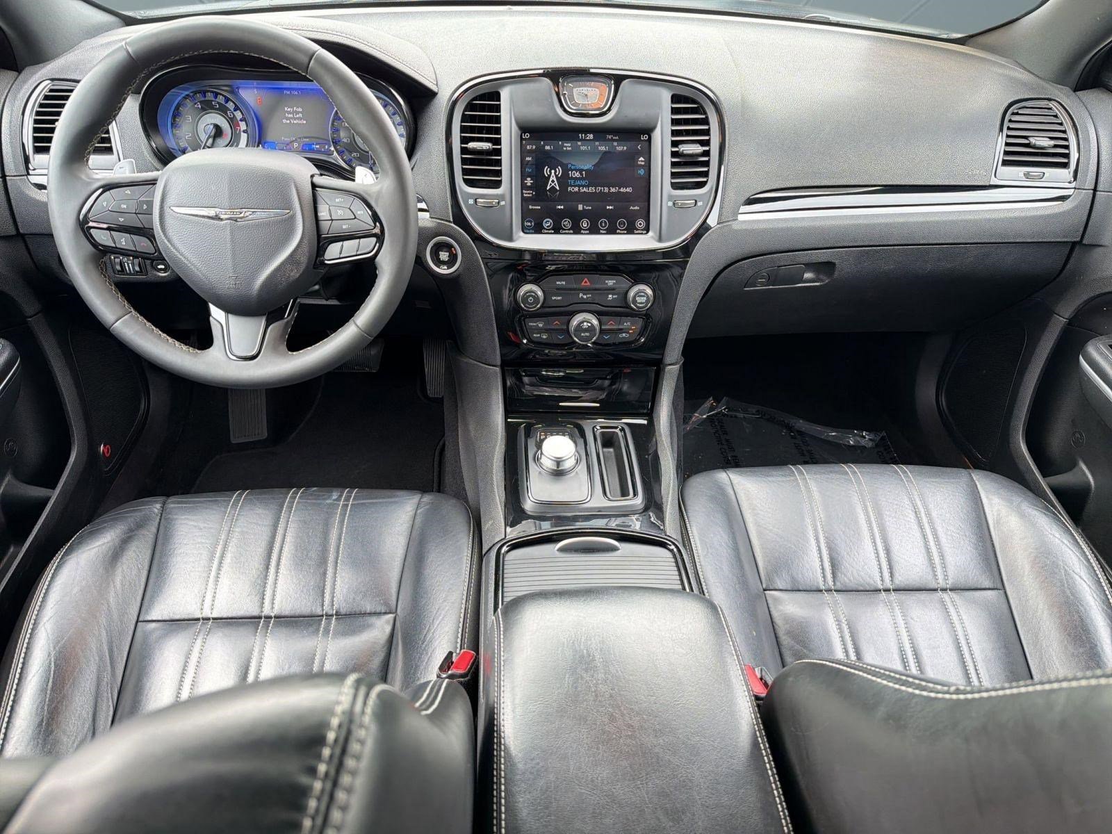 Used 2023 Chrysler 300 S RWD image 16