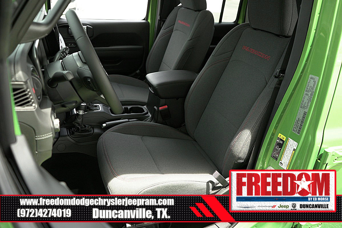 New 2025 Jeep Wrangler Unlimited Rubicon AWD/4WD image 13
