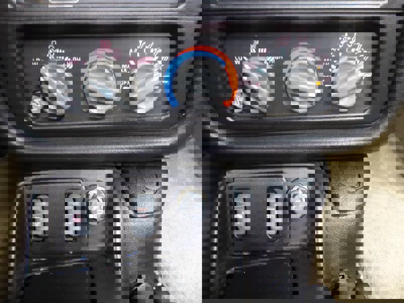 Used 2001 Pontiac Firebird Trans Am image 23