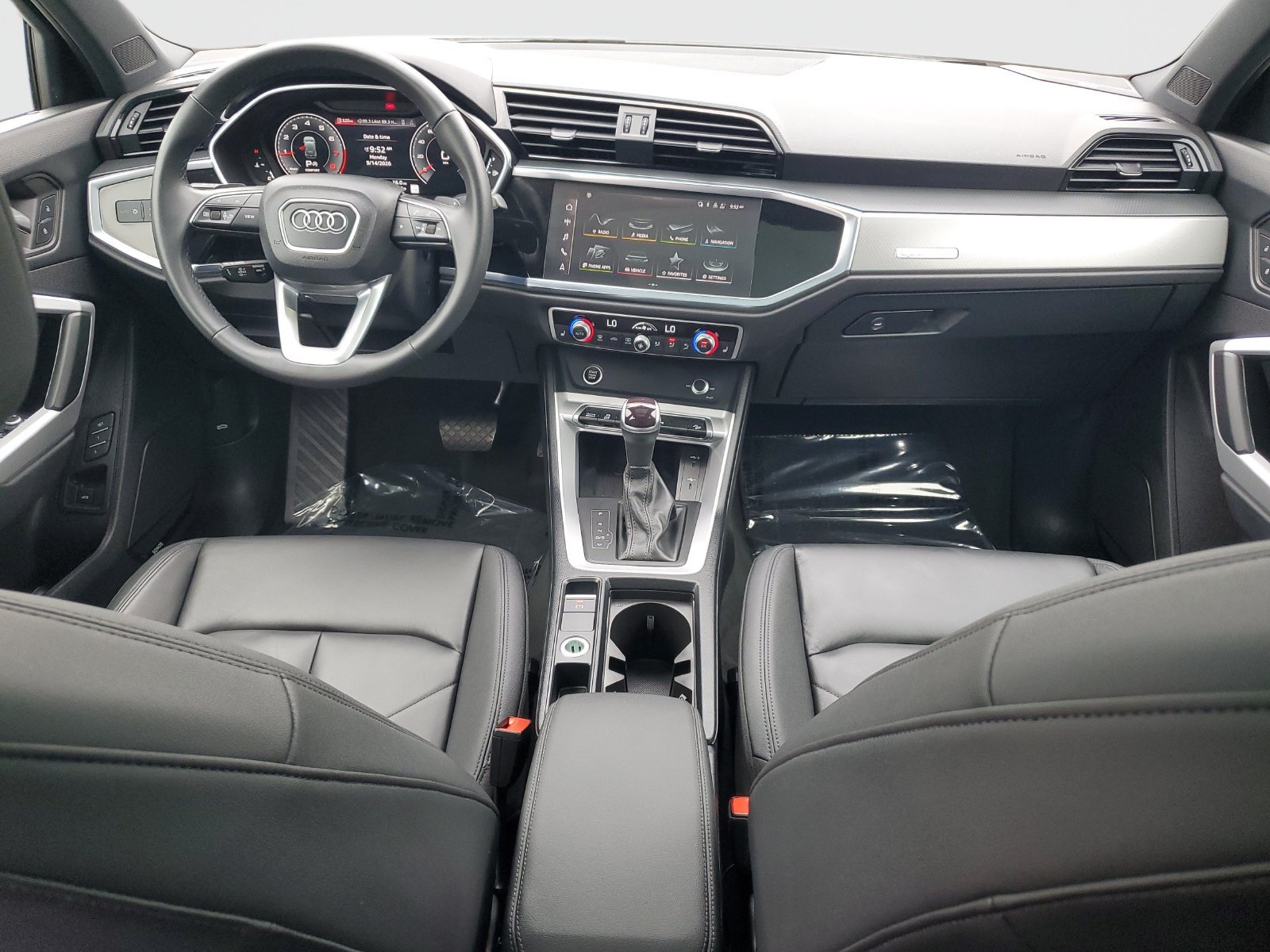 Used 2025 Audi Q3 2.0T Premium Plus w/ Premium Plus Package AWD/4WD image 10