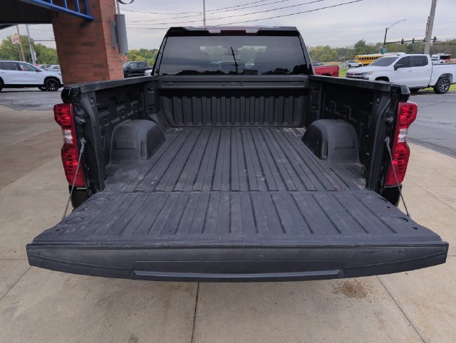 Used 2025 Chevrolet Silverado 1500 Custom w/ LPO, Dark Essentials Package AWD/4WD image 21