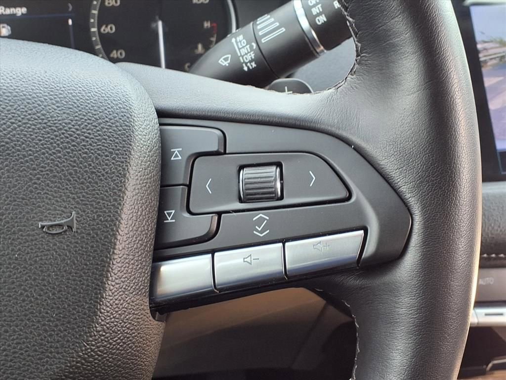 Used 2023 Cadillac XT4 Luxury FWD image 15