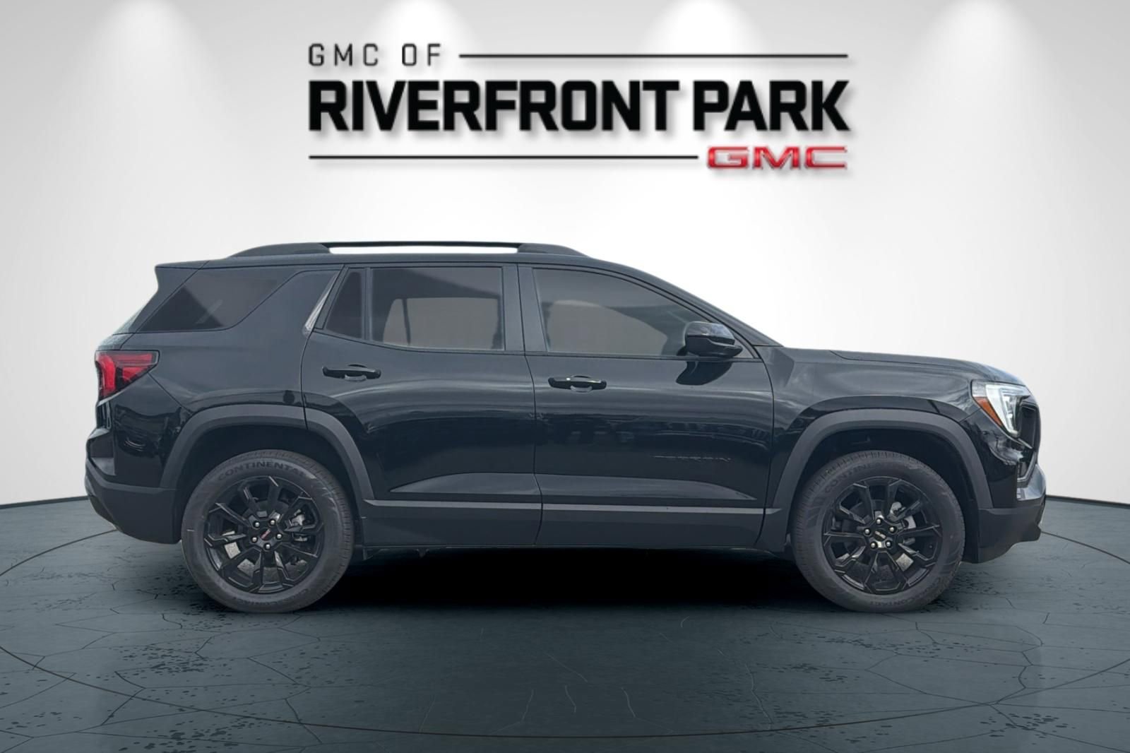 New 2026 GMC Terrain Elevation w/ Elevation Premium Package image 2