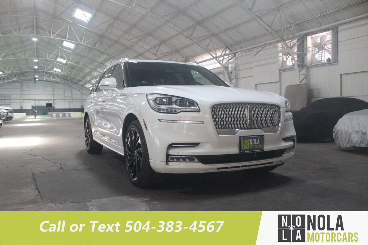 Used 2022 Lincoln Aviator Reserve w/ Equipment Group 201A AWD/4WD image 6