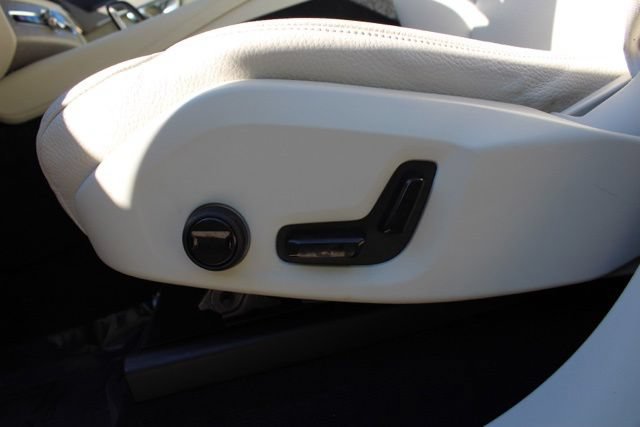 Certified 2024 Volvo XC90 B6 Plus w/ Protection Package AWD/4WD image 30