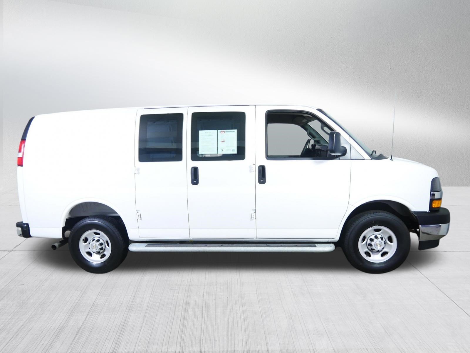 Used 2025 Chevrolet Express 2500 w/ Driver Convenience Package RWD image 8