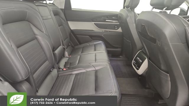 Used 2024 Lincoln Nautilus Reserve w/ Equipment Group 202A image 23