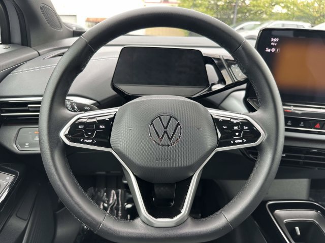 Used 2023 Volkswagen ID.4 2WD image 22