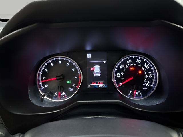 Used 2019 Toyota RAV4 XLE w/ Phone Cable & Charge Package image 15