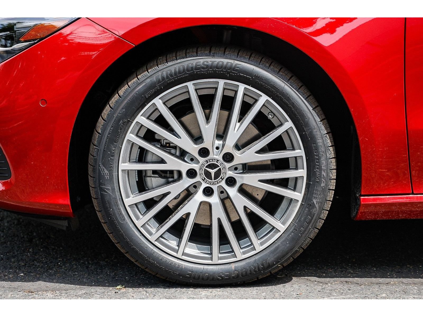 New 2025 Mercedes-Benz CLA 250 4MATIC image 9