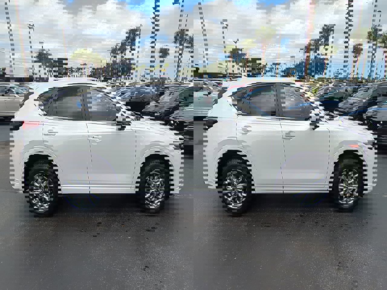 New 2025 MAZDA CX-5 AWD 2.5 S w/ Select Package image 3