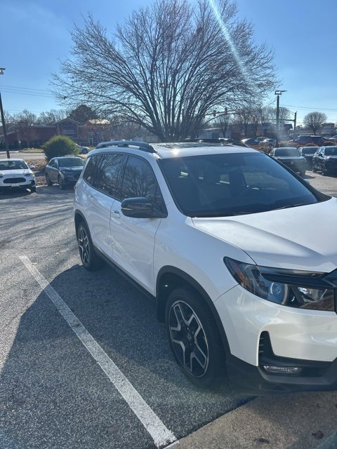 Used 2023 Honda Passport Elite image 5