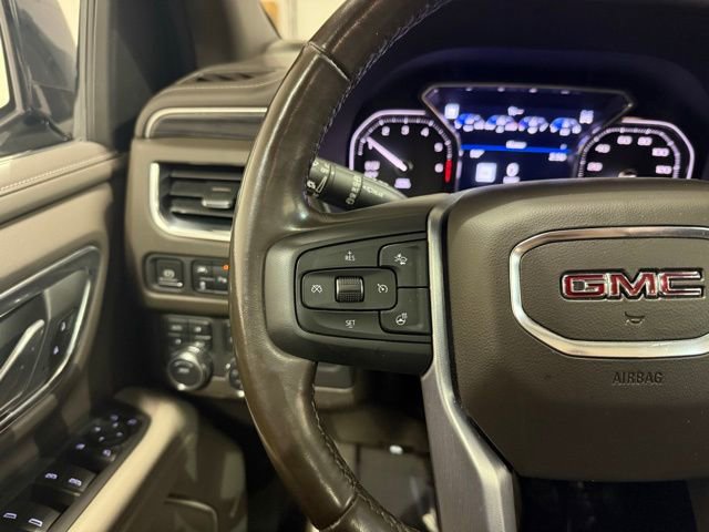 Used 2021 GMC Yukon SLT w/ SLT Premium Package image 17
